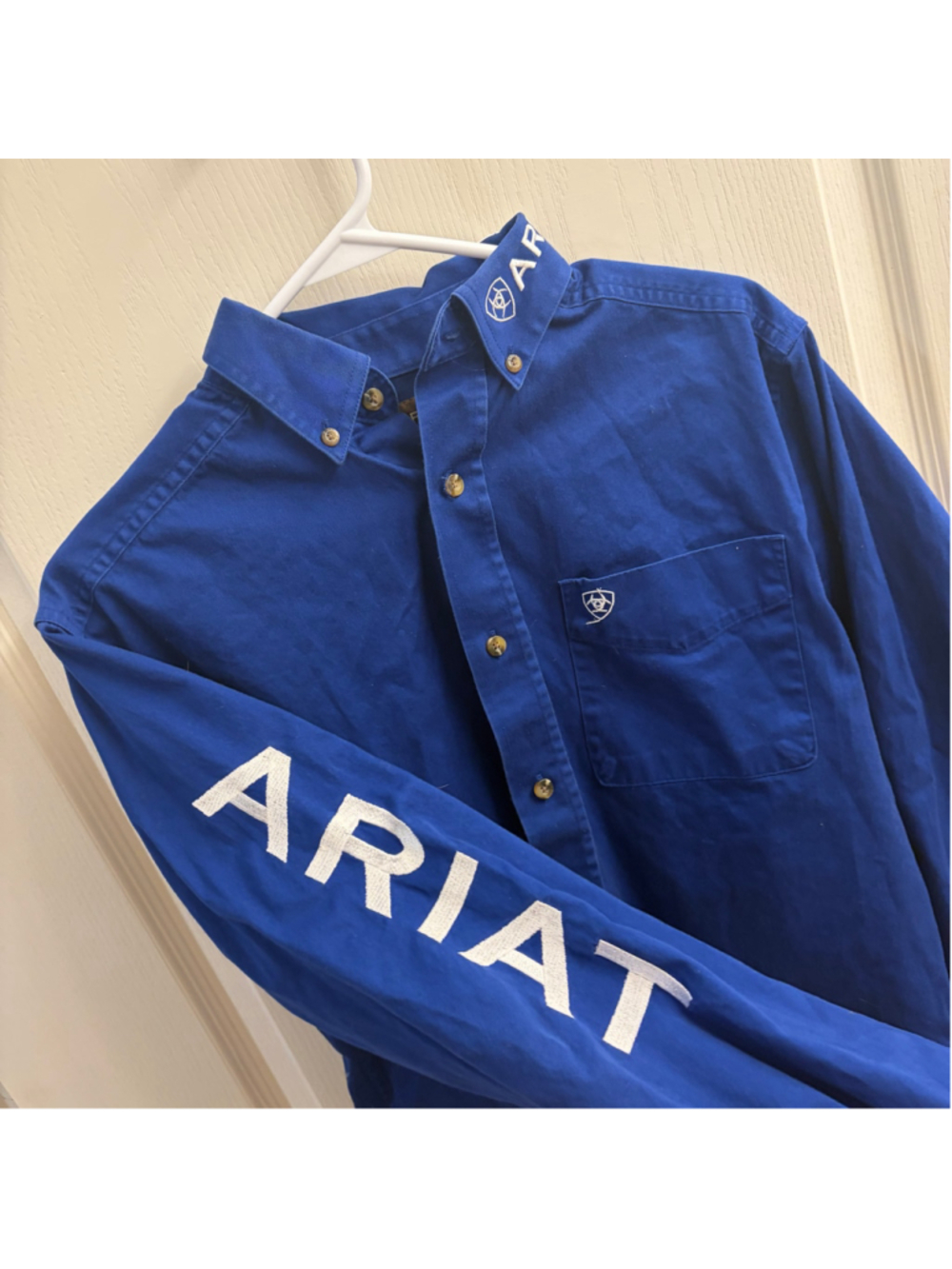 Men's Ariat Casual Button Down Shirt Size S Blue White